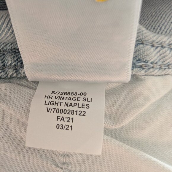 GAP High Rise Vintage Slim Jeans Light Blue Naples Button-fly size 14/32 Summer - Picture 8 of 11